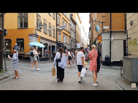 Sweden, Stockholm's main shopping street - Drottninggatan / Västerlånggatan #156