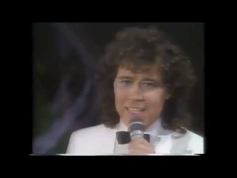 Dennie Christian, Mieke & Micha Marah - Echte vrienden blijven vrienden