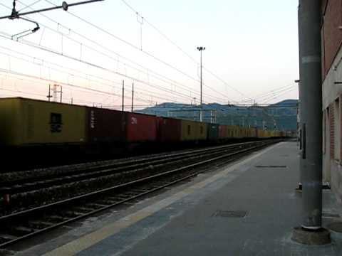 TC di Linea Melzo-Spezia ad Arquata 25-5-2011 .avi