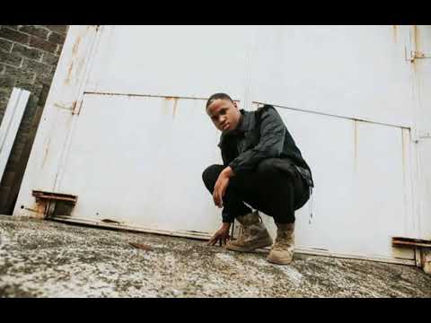 Photos Lyrics - Aaron Cole