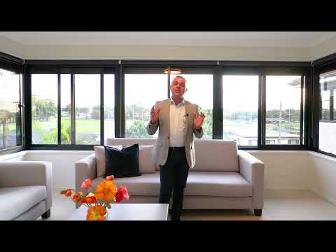 23 Gal Crescent, Moorebank - Daystar First National (Real Estate Video)