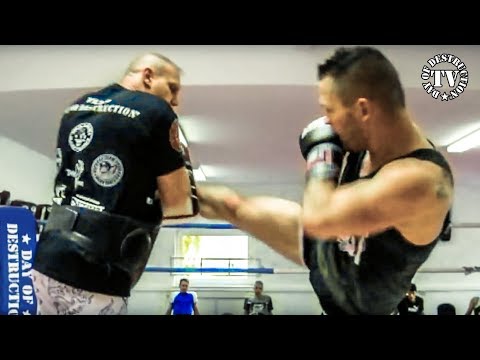 K1 Training at Siamstore Hamburg - Olli Koch with Coach Ralf Stege