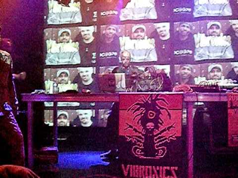 Vibronics Feat Madu Messenger & Parvez Live @' De Kreun (Kortrijk, Belgium)
