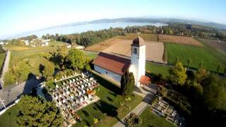 preview picture of video 'Kirche in Bellerive auf dem Mont Vully / Switzerland'