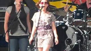 Amanda Wilkinson - Its Ok To Cry