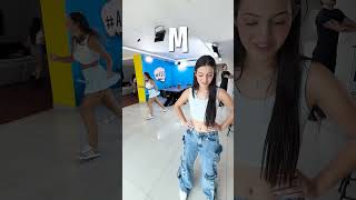 ACHE O OBJETO COM A LETRA...