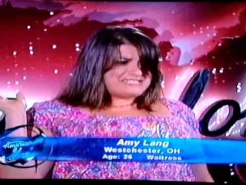 American Idol 2010 Chicago: Amy Lang faints and does Boob Boxing