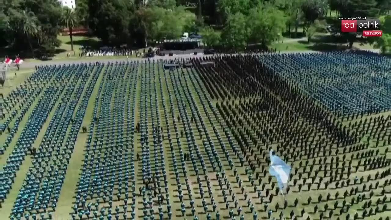Kicillof y Berni participaron del acto de jura de cadetes de la Escuela de Policía "Juan Vucetich"