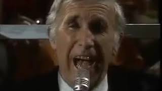 Bruce Low Die Legende von Babylon Offizielles Musikvideo