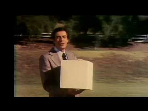 A young Jerry Orbach shows us a beautiful car in this 70s tv commercial