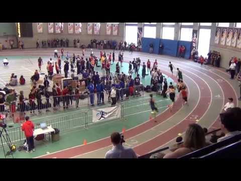 Luguelin Santos runs the 600m in Montreal 2014