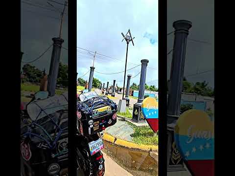 Venezuela, Bolivar, Roscio, oriente de Guasipati. En la entrada del pueblo un monumento masonico.