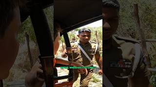 Sri Lankan Police Question My Electric Tuktuk 🇱🇰 #travel #srilanka