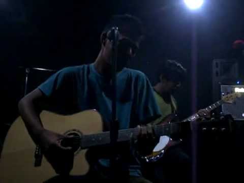 Deugalih - Sore (Live at Humming.Mad #2, Jakarta, 2011)