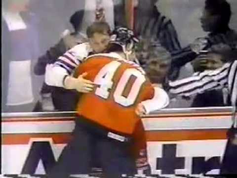 Adam Graves vs Claude Boivin March 24, 1992
