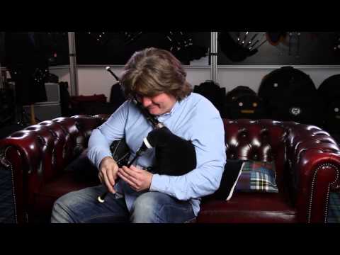 Fred Morrison - Smallpipes in A playing 'The Hard Drive'