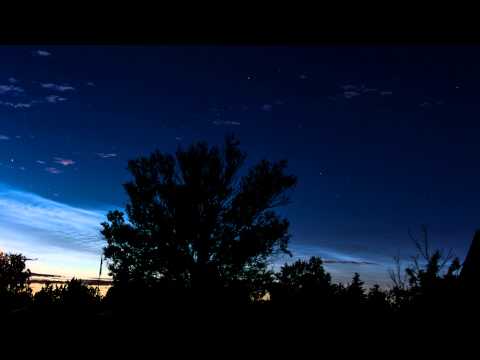 Noctilucent clouds 2015-06-30 timelapse 4K
