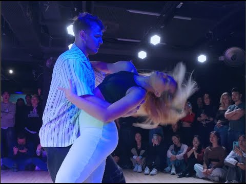 (Vertical Video) Bachata Demo | Mijat y Milica Bachata Demo, Gangnam Latin Festival - Latin 2025....