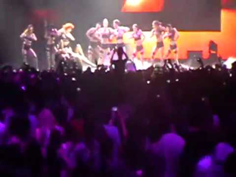 Ελένη Φουρέϊρα ft. NEBMA - Φωτιά