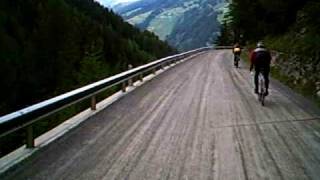 preview picture of video 'Dreilaendergiro 2009 #11-1 Descending Umbrailpass 2 of 3'
