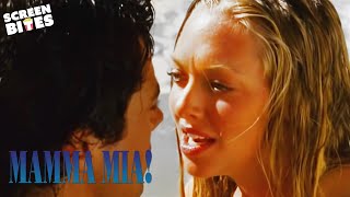 Extrait - Chanson "Lay All Your Love on Me" par Dominic Cooper & Amanda Seyfried