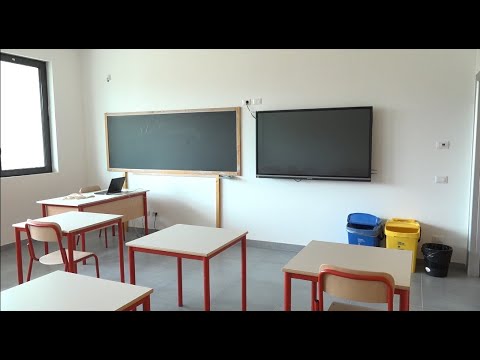 Inaugurate le nuove strutture agli Istituti Superiori “Chino Chini” e “Morante-Ginori Conti”