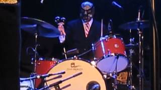LOS STRAITJACKETS (w/ NICK LOWE @ the end) -- &quot;I LOVE THE SOUND OF BREAKING GLASS&quot;