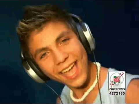 SKANDALO de ROLY ORTIZ - DOS ENAMORADOS