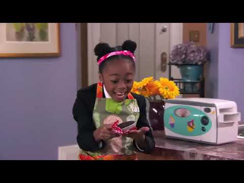 Jessie – Creepy Connie's Curtain Call clip5