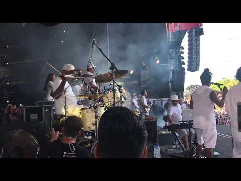 Banda de Ivete Sangalo Destruindo Tudo!