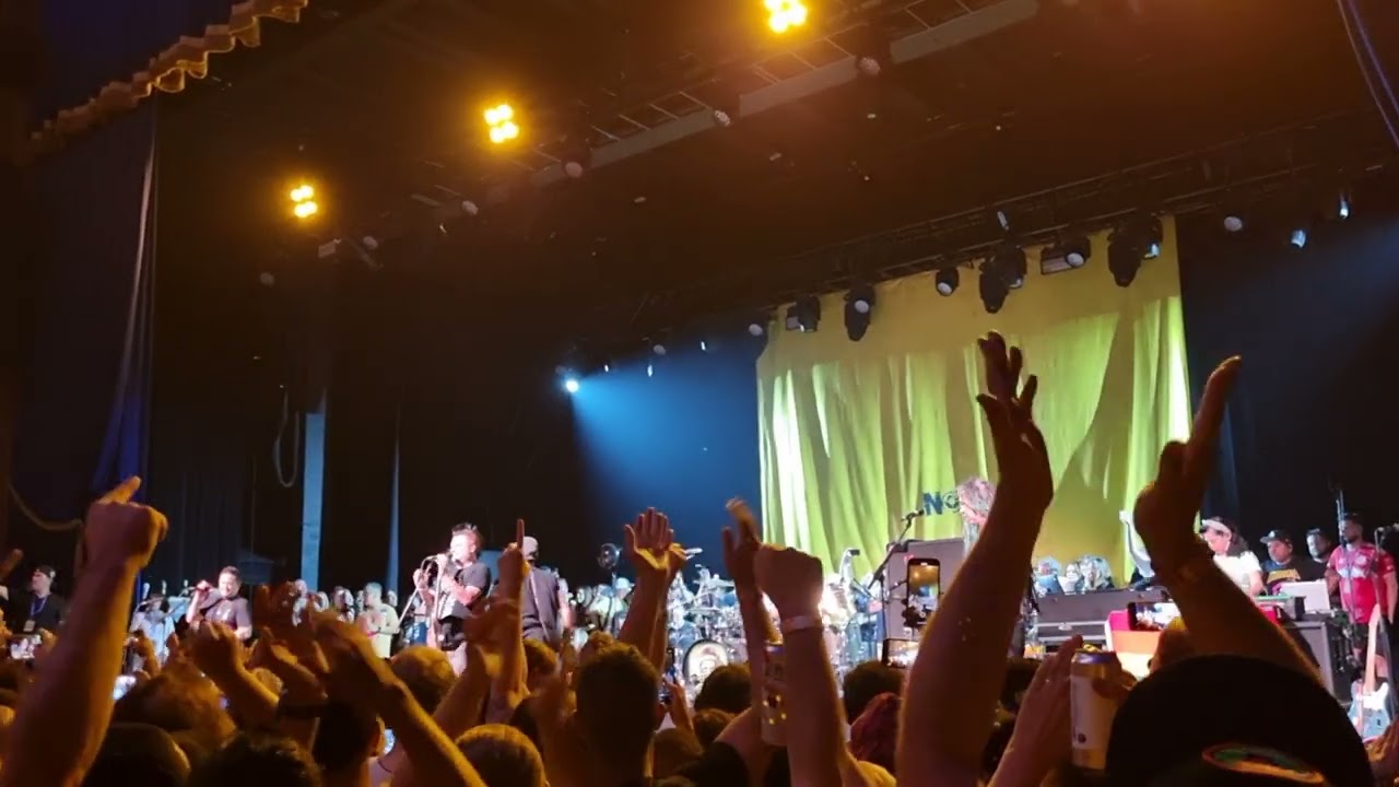 NOFX - Intro (Time Warp) + Banter (live @ Brooklyn Paramount 13.07.2024)