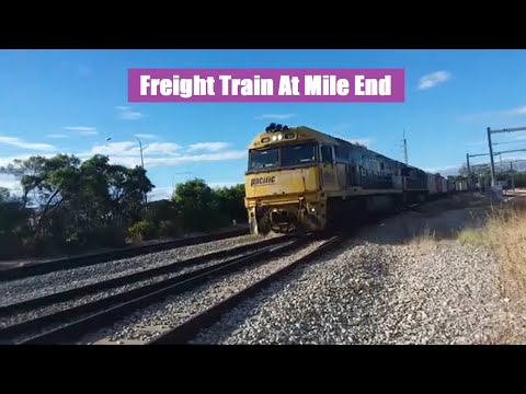 Freight Train At Mile End - Rare #LDP006 *Horn Show*