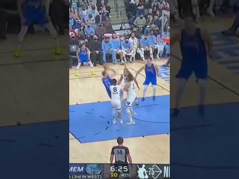 Crazy euro step by Luka #lukadoncic #dallasmavericks #eurostep #basketball #nba ￼