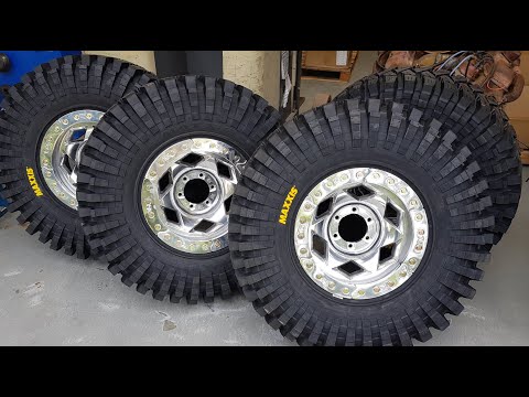 Maxxis Trepador 4x4 tyre review 35x12.5 16 Modified Toyota landcruiser gxl VDJ79 series offroad.
