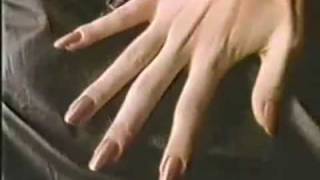 American Lips ~ Alice Donut