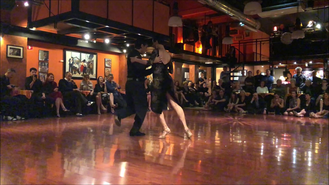 Video thumbnail for Maria Filali y Eloy Souto a La Mariposa_2