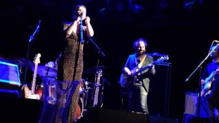 Trixie Whitley: Pieces (2013-11-30)