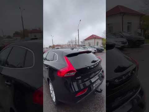 фото volvo v40 ii 0