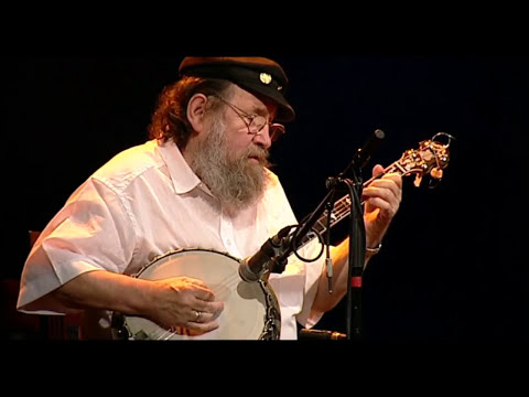 The Old House/ Maid Behind The Bar/ Boyne Hunt/ Shaskeen Reel/ High Reel - The Dubliners | 40 Years