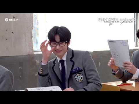 ENHYPEN Sunoo wearing glasses😍