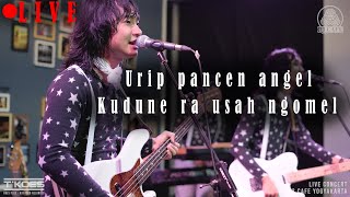 Download lagu T'KOES - OJO PODO NELONGSO (ORIGINAL SONG BY KOES PLUS) Live @R3Cafe Yogyakarta mp3