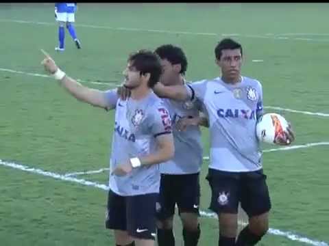 Pato - Bragantino 2 x 2 Corinthians (2013)