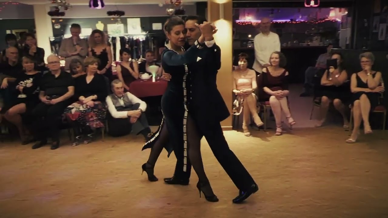 Démonstration de Stefania Colina & Juan Martín Carrara.