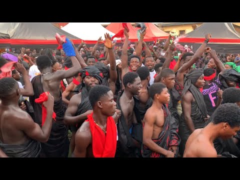 Coastal band surprised the people of Moree again. Massive jam that will make your day. Enjoy this