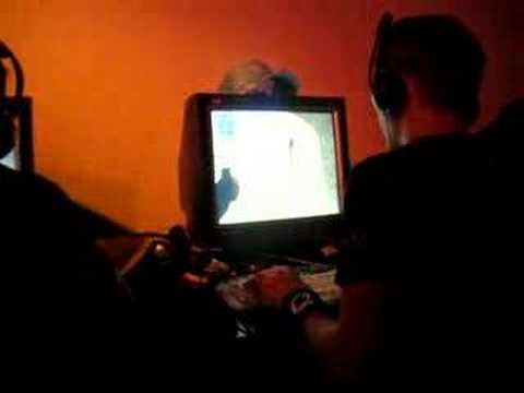 Eyeballers bootcamping PlayZ