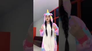 Download lagu kak Salsabila ternyata jago joget#shorts #tiktok #salsabila mp3