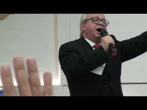 Pr. Vanio de Oliveira na Conferência Pão Para as Nações em Criciúma SC