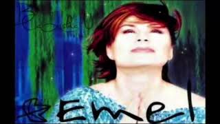 Emel Müftüoğlu /  Deli Et Beni