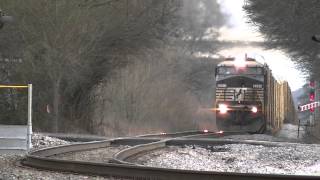 preview picture of video 'Norfolk Southern 288 NB Autoracks w/ Cool Crew! Powder Springs,Ga 02-20-2014©'