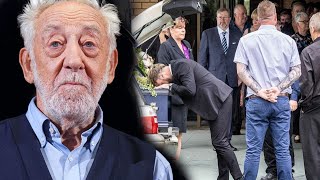 Download lagu Tragic farewell! Dieter Hallervorden's last words move millions! mp3 Download lagu Tragic farewell! Dieter Hallervorden's last words move millions! mp3